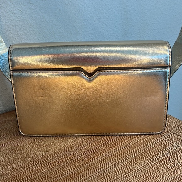 nwt MICHAEL KORS CeCe Metallic Gold Clutch shoulder Bag - Picture 5 of 12